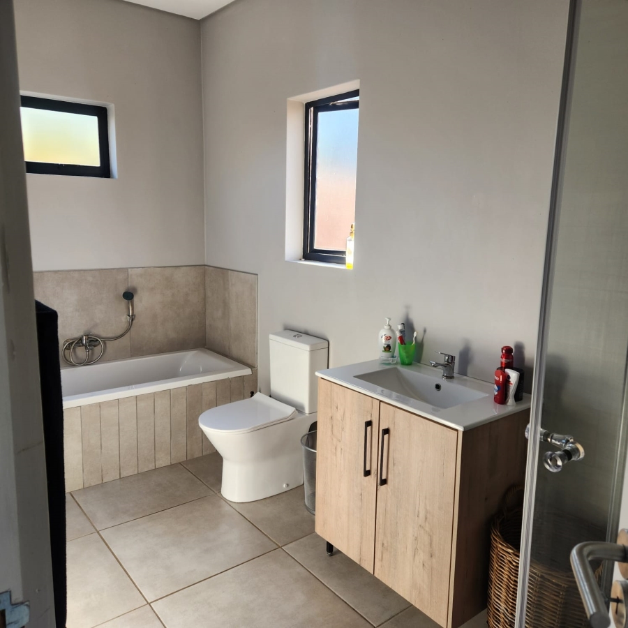 To Let 3 Bedroom Property for Rent in Van Der Hoff Park North West